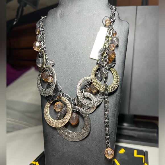 Premier Designs Bottega Necklace - Picture 4 of 4